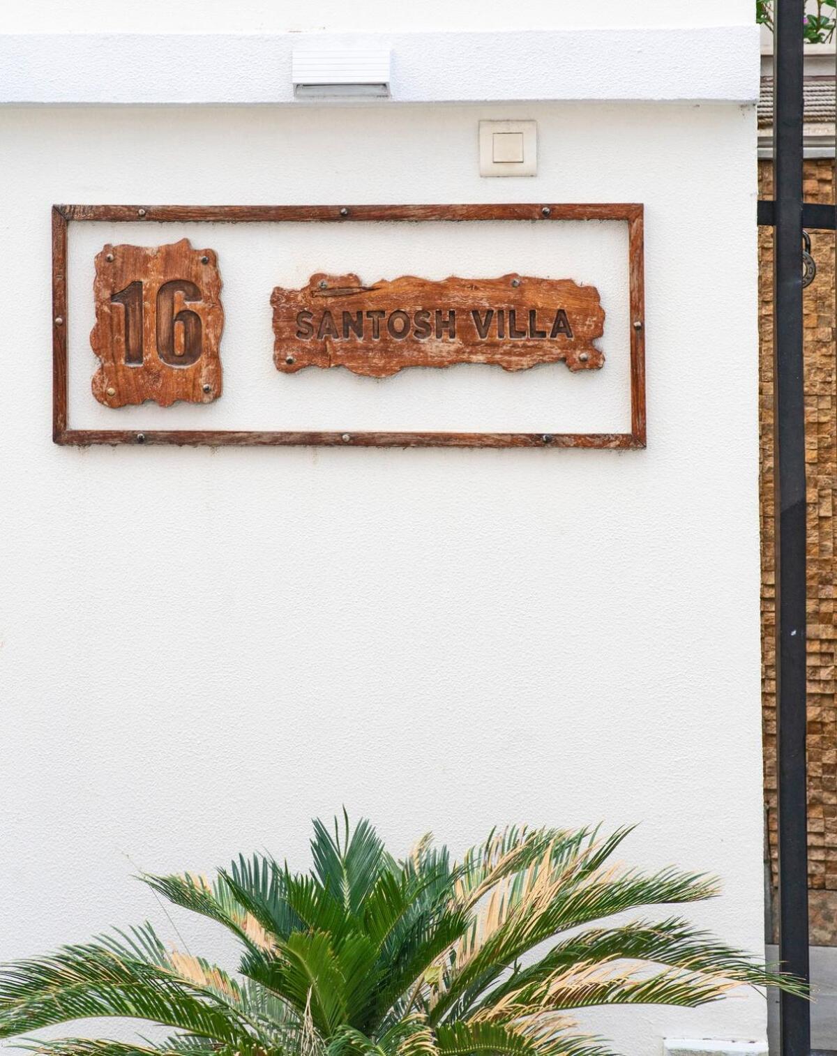 Santosh Villa - The House Of Antiques And Art Udaipur Exterior foto